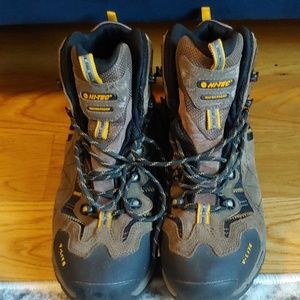 HI-TEC V-Lite waterproof hiking boots mens 10.5